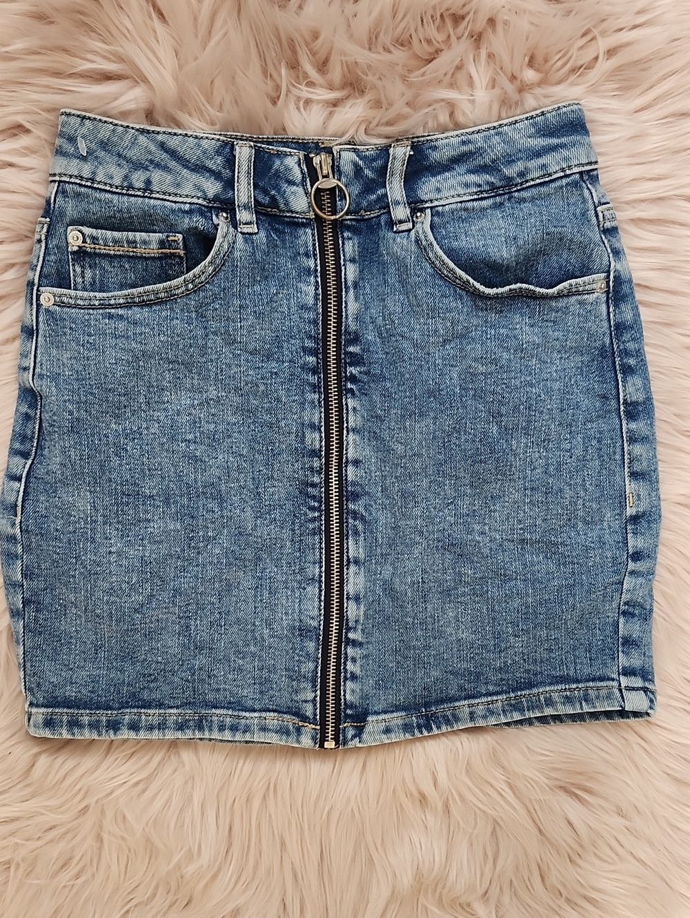 Y2K!! PRE-LOVED GARAGE ZIPPER CLOSURE DENIM MINI SKIRT-XS